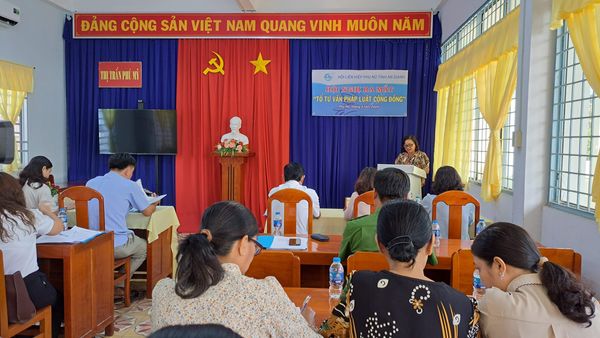 Mô hình của phụ nứ