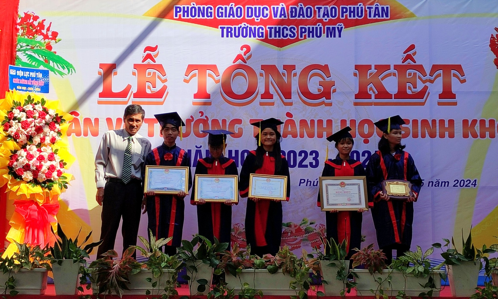 tổng kết năm học