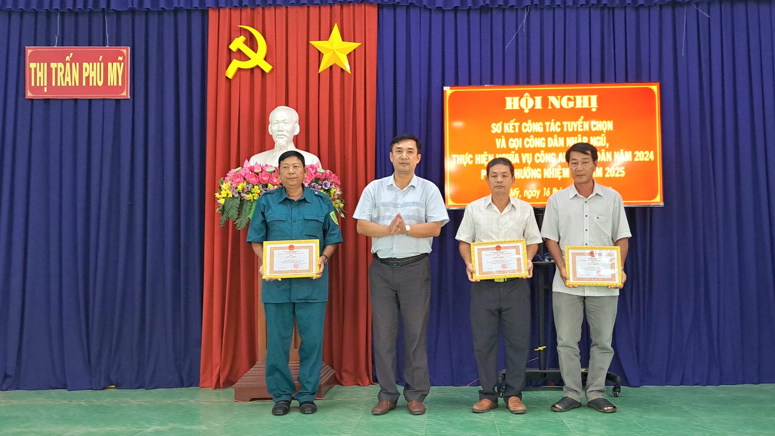khen thưởng 3 tập thể